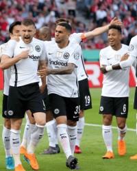  德甲霸主拜仁慕尼黑大比分狂胜弱旅