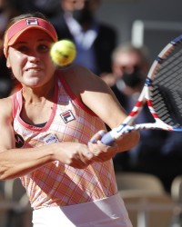  斯维亚泰克连胜纪录延续，罗兰加洛斯展风采