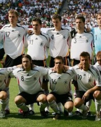  国际友谊赛开战，国家队磨合阵容