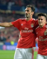  巴西新星维尼修斯闪耀欧冠赛场斩获最佳球员