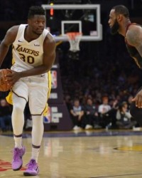  内线巨兽统治篮下，篮板怪兽筑起禁飞区