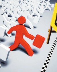  战术革新引领风潮，新兴打法颠覆传统格局  