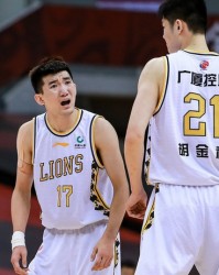  广州龙狮防守反击，爆冷击败浙江广厦队