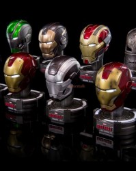  电竞周边产品热销 限量手办收藏价值持续走高