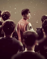  天才少年登顶电竞巅峰创造历史