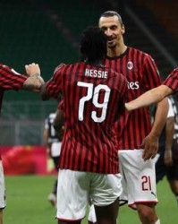  意大利杯半决赛，国际米兰逆转那不勒斯