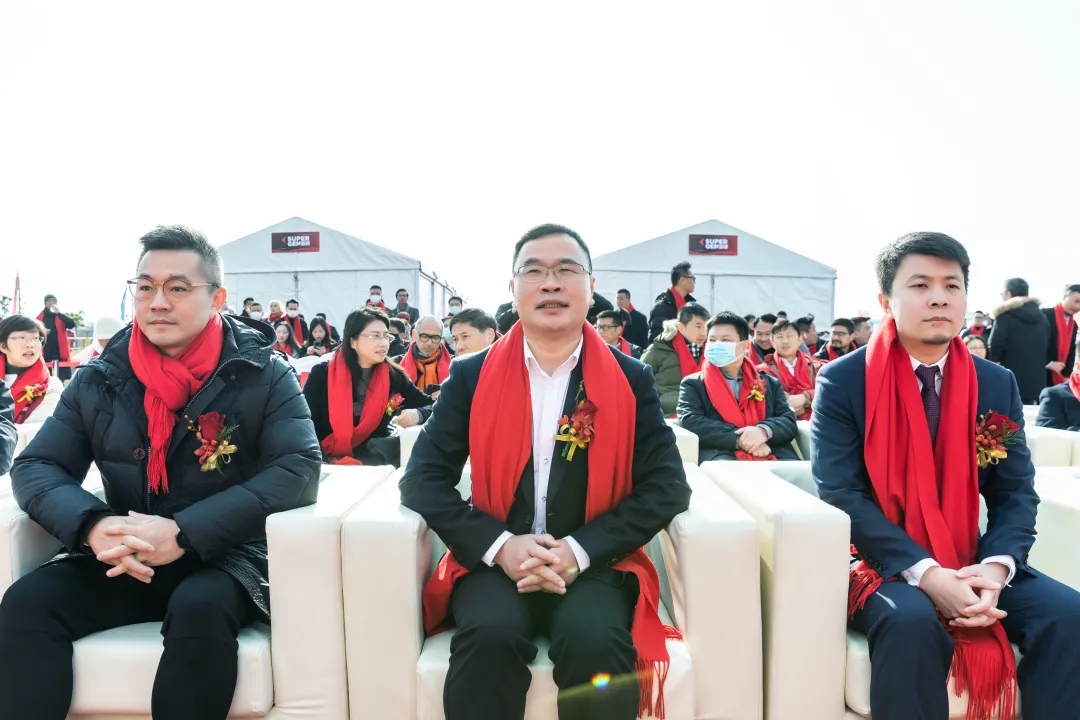  电竞装备革新升级，助力选手突破极限