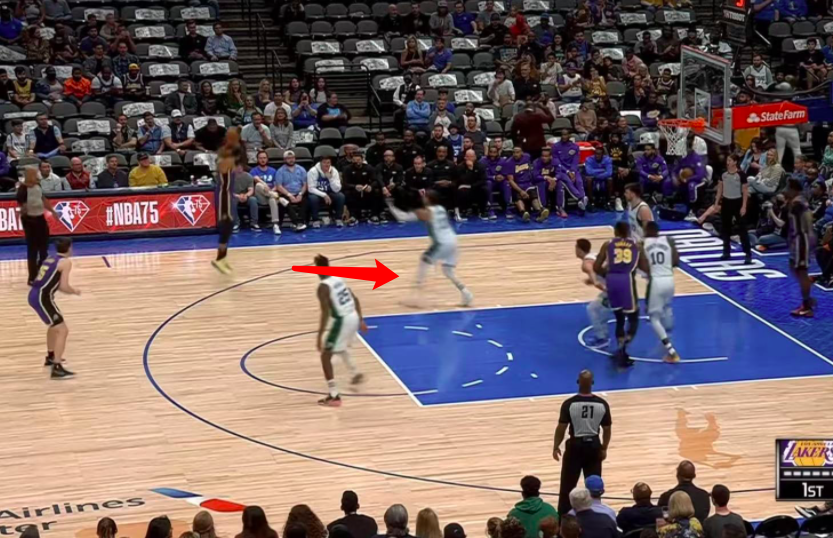  足坛名宿观战，现场指导激励士气