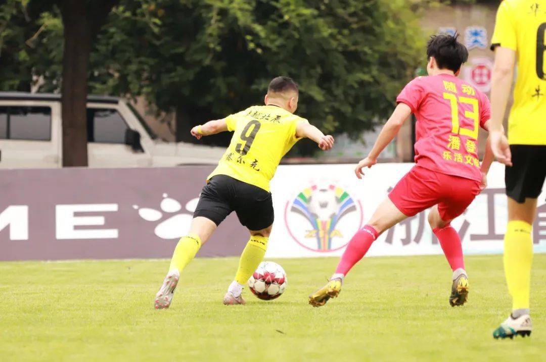  门将神勇扑救保清白，零封对手成就经典战役