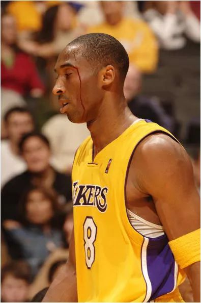  贾巴尔攻防俱佳，迪拜免税网球锦标赛封后