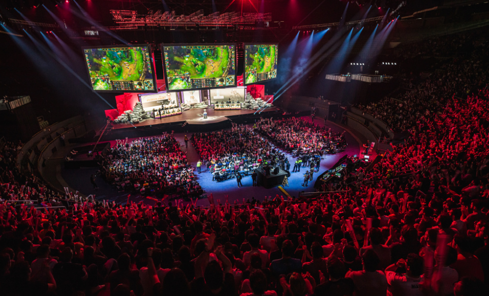  电竞赛事版权价值飙升 独家转播权成交价破纪录