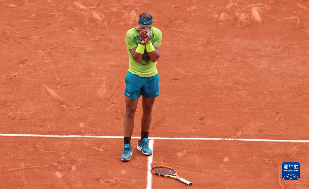  纳达尔红土称王斩获法网桂冠