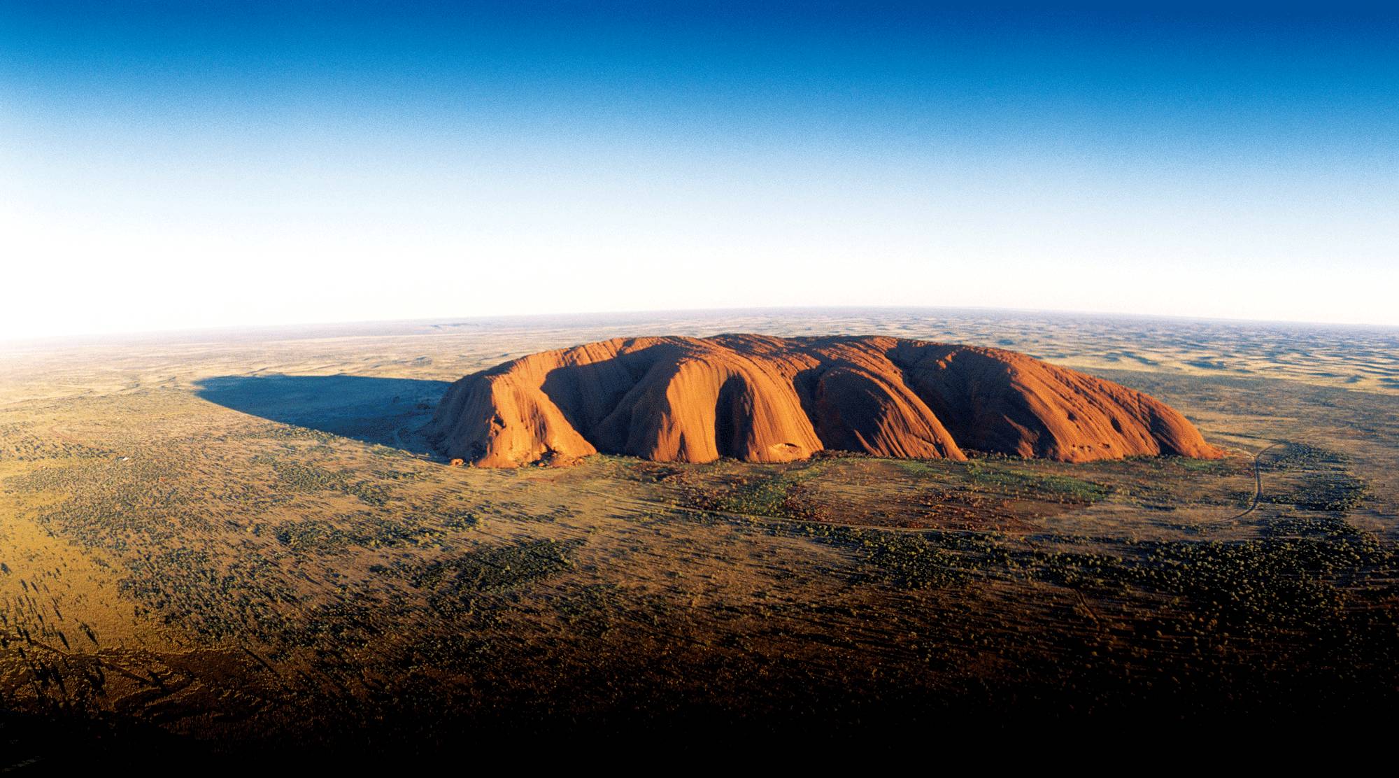 布斯塔红土场地展现泥地之王本色