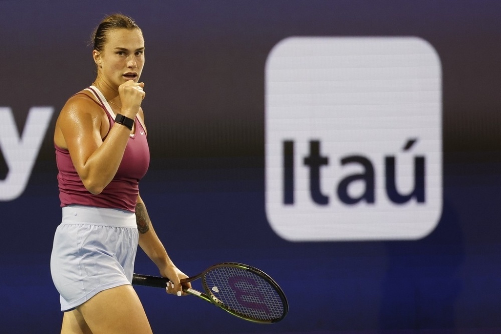  萨巴伦卡火力全开，澳网夺冠刷新排名