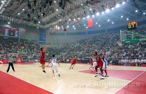  跨界合作创新营销，篮球产业拓展商业版图