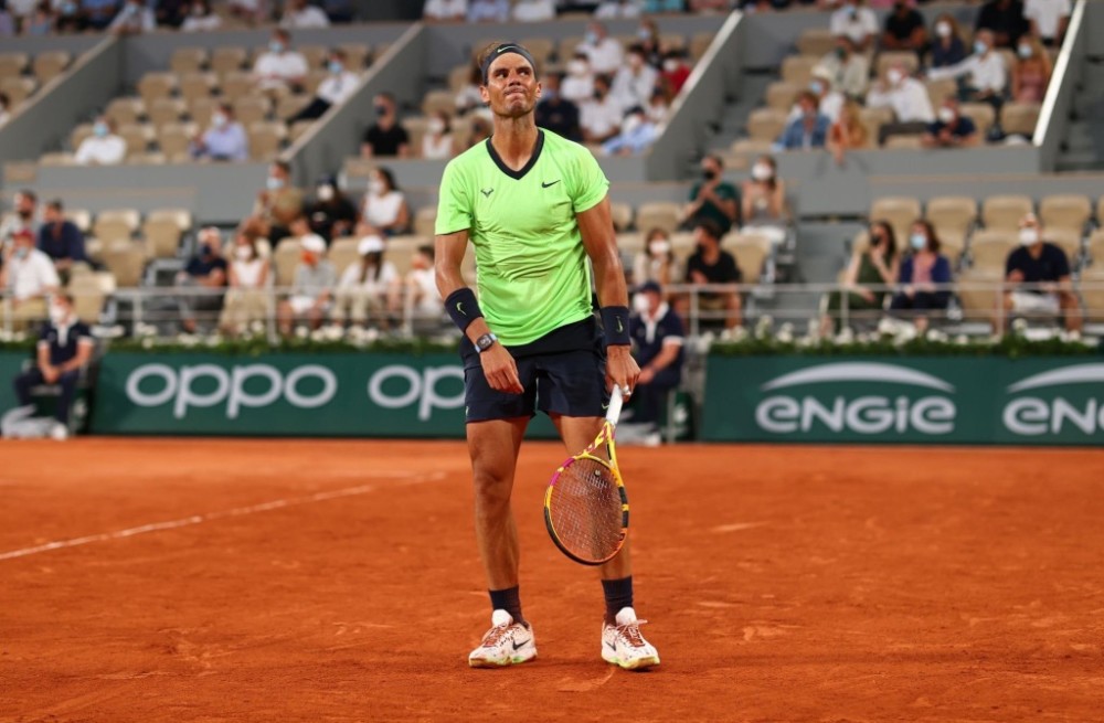  纳达尔强势归来，法网半决赛展王者风范